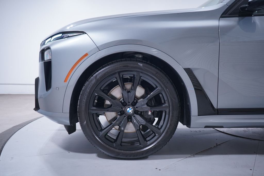 Used 2026 Gray Metallic BMW xDrive40i image 2