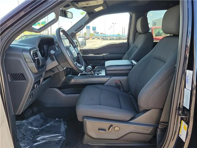 Used 2024 Blue Ford XLT 4x4 SuperCrew Cab 5.5 ft. box 145 in. WB image 11