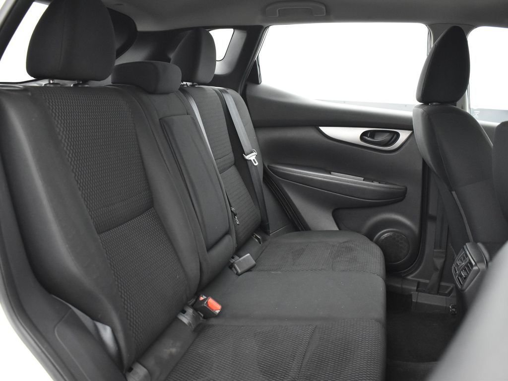 2017 NISSAN ROGUE SPORT - Image 26