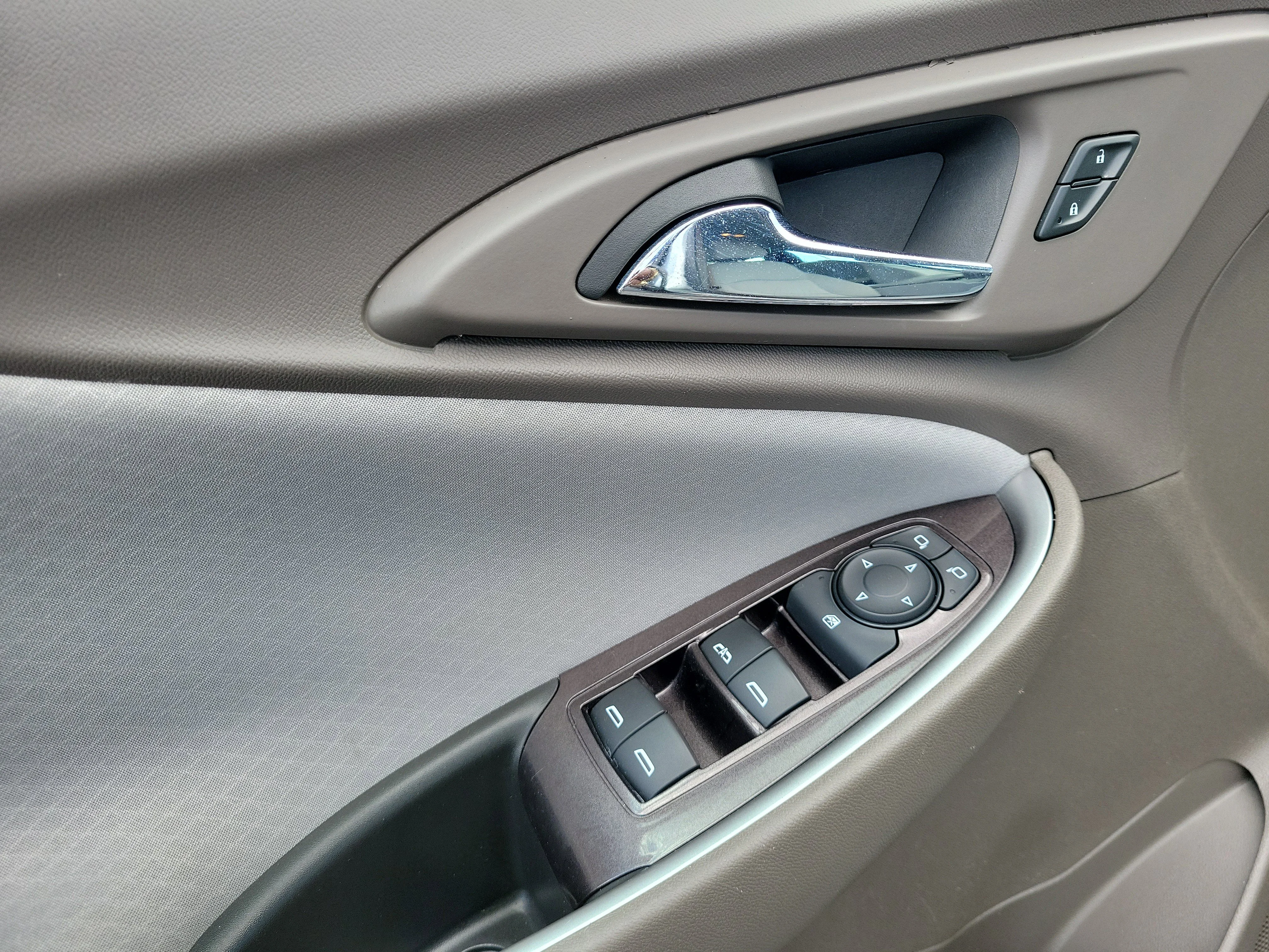 Used 2024 Sterling Gray Metallic Chevrolet LT image 12