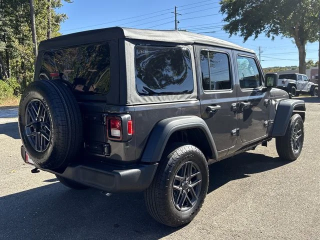 New 2026 Granite Crystal Metallic Clear-Coat Exterior Paint Jeep Sport S image 5