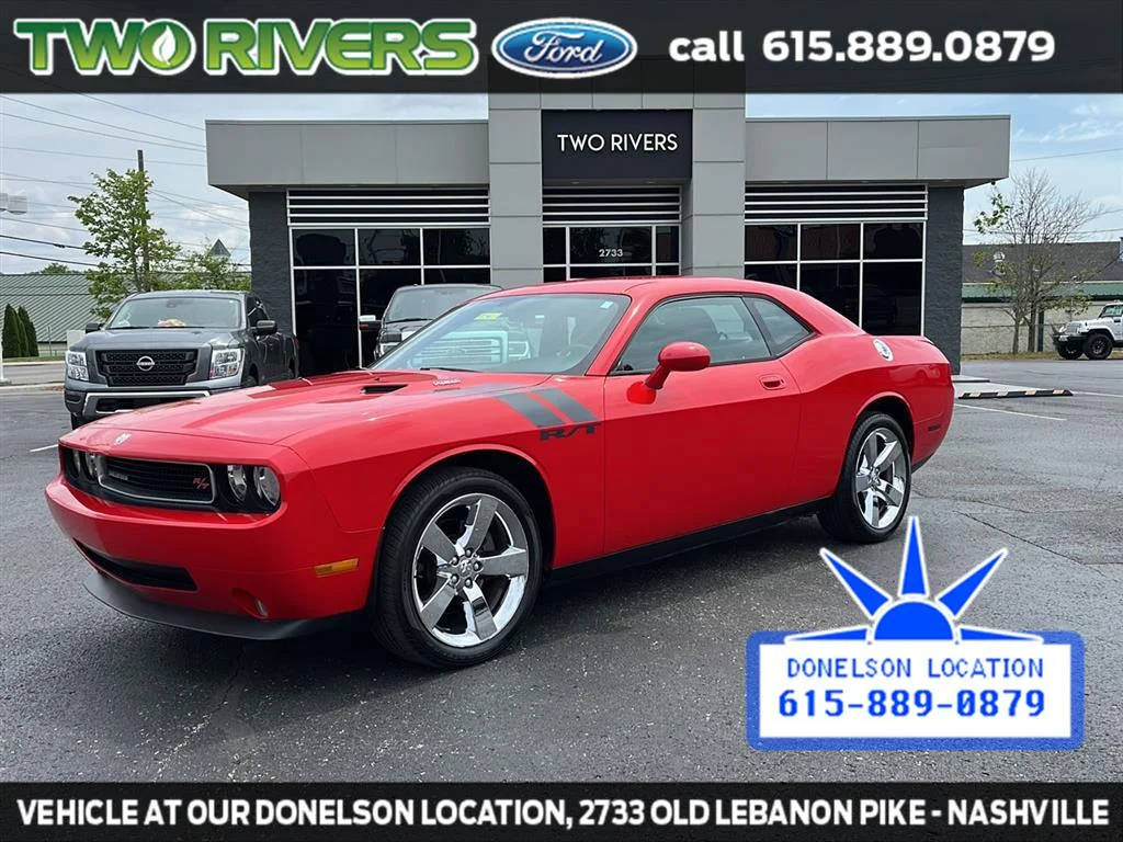 2010 Dodge Challenger R/T's photo