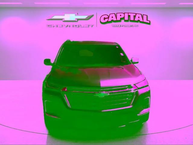 Used 2023 Green Chevrolet LT image 8