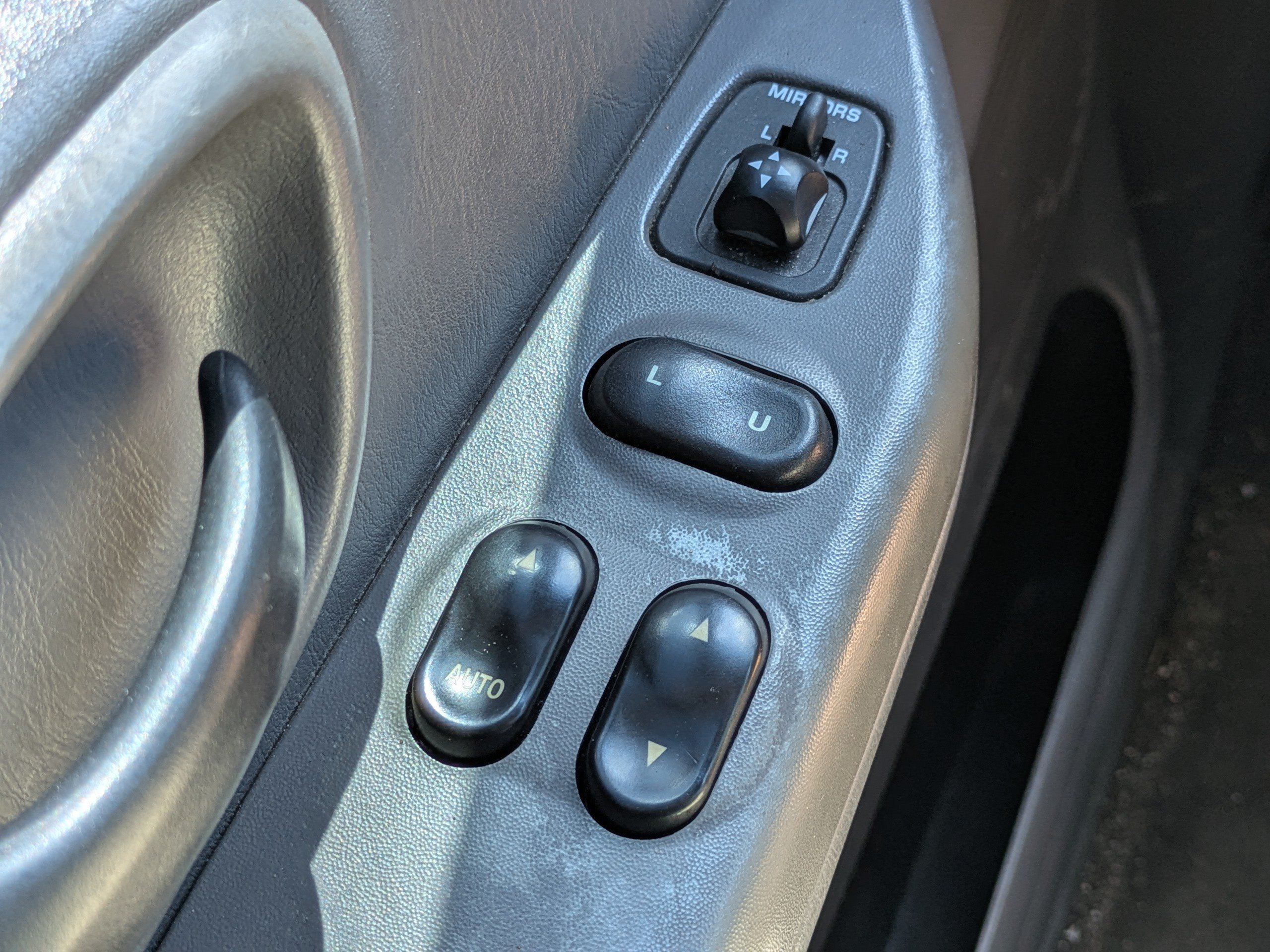 Used 2002  Ford  image 20