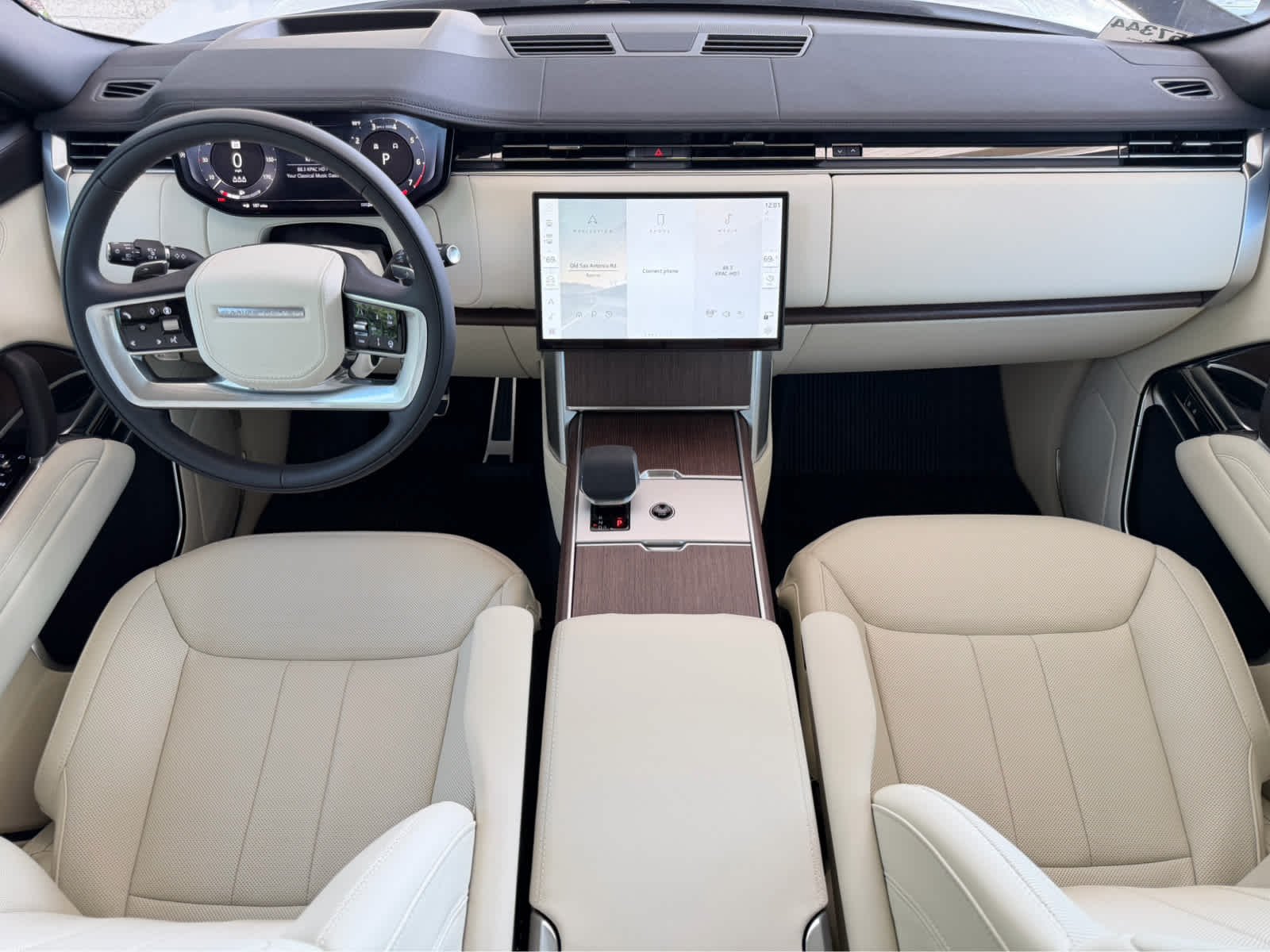 New 2026 Fuji White Land Rover SE image 16