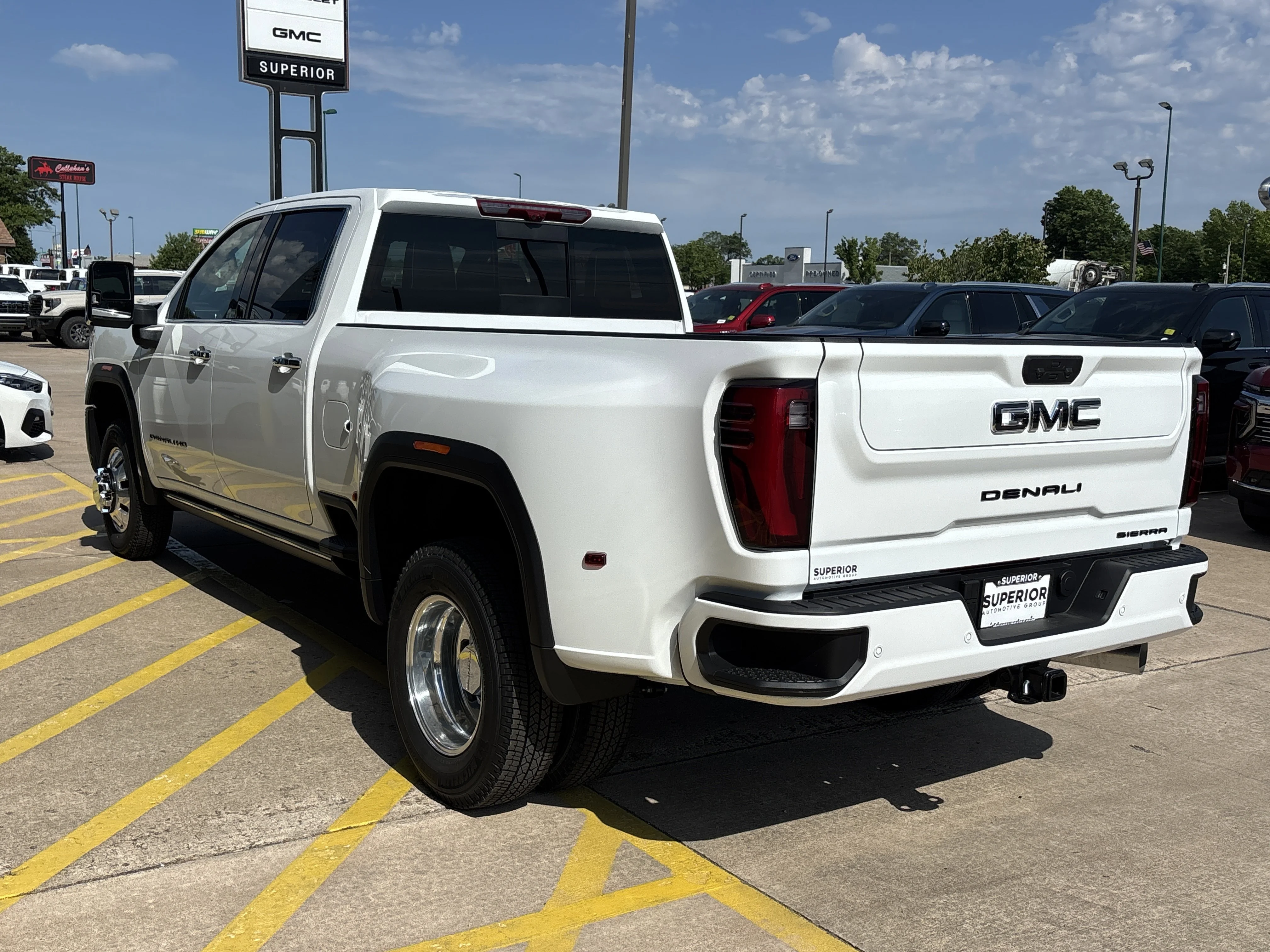 2026 GMC Sierra 3500HD Denali Ultimate - Photo 8