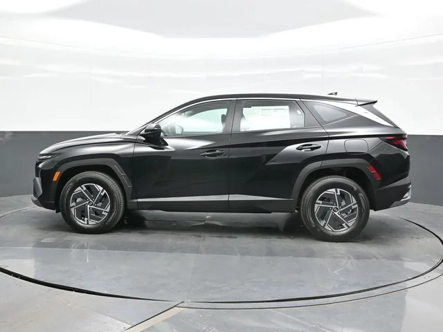 New 2026 Gray Hyundai Blue SE image 4