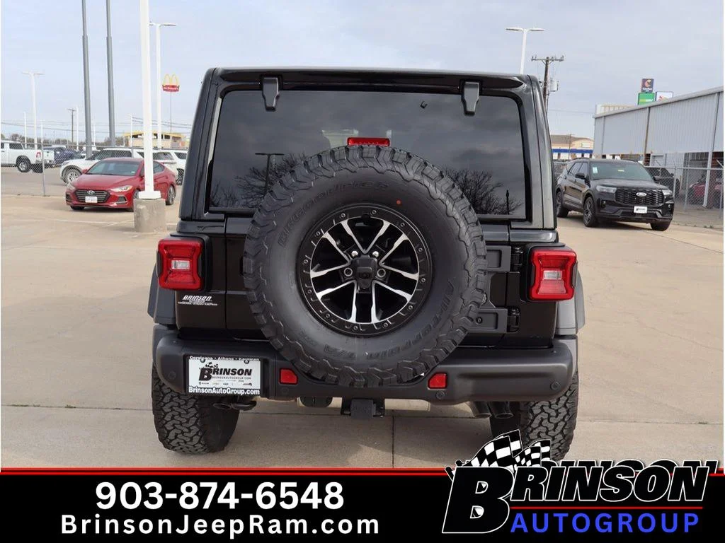 New 2026 Black Clear-Coat Exterior Paint Jeep Moab 392 image 4