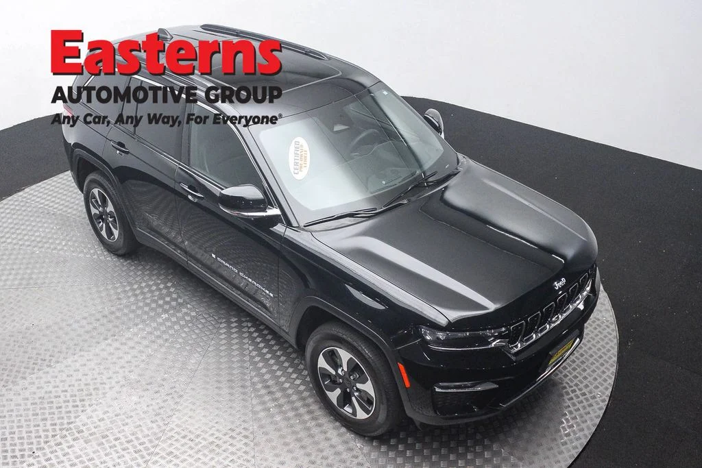 Used 2024 Black Jeep 4xe image 3