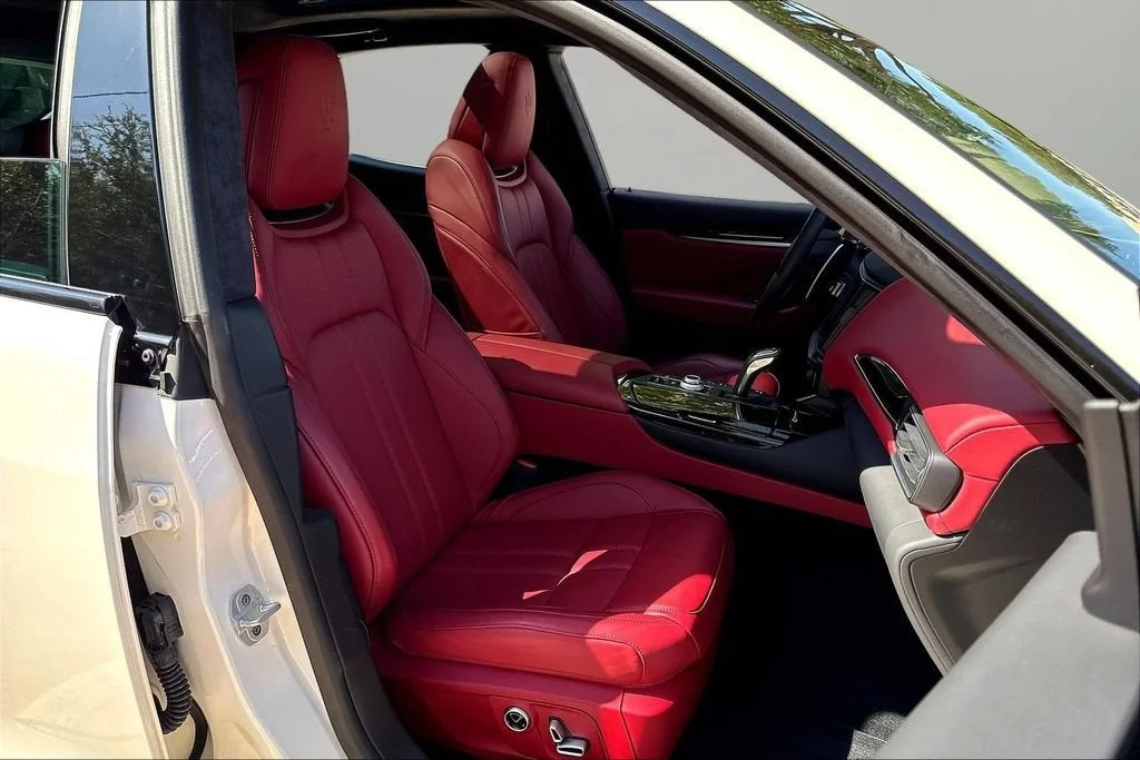 Used 2022 Bianco Maserati GT image 29