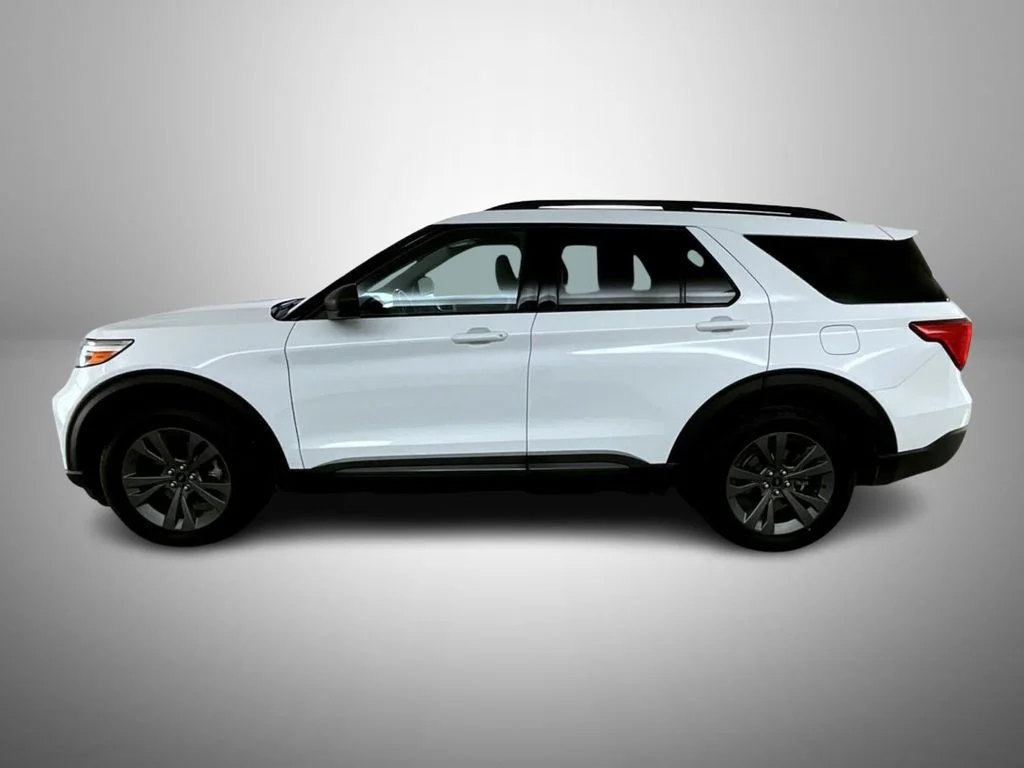 Used 2021 White Ford XLT image 8