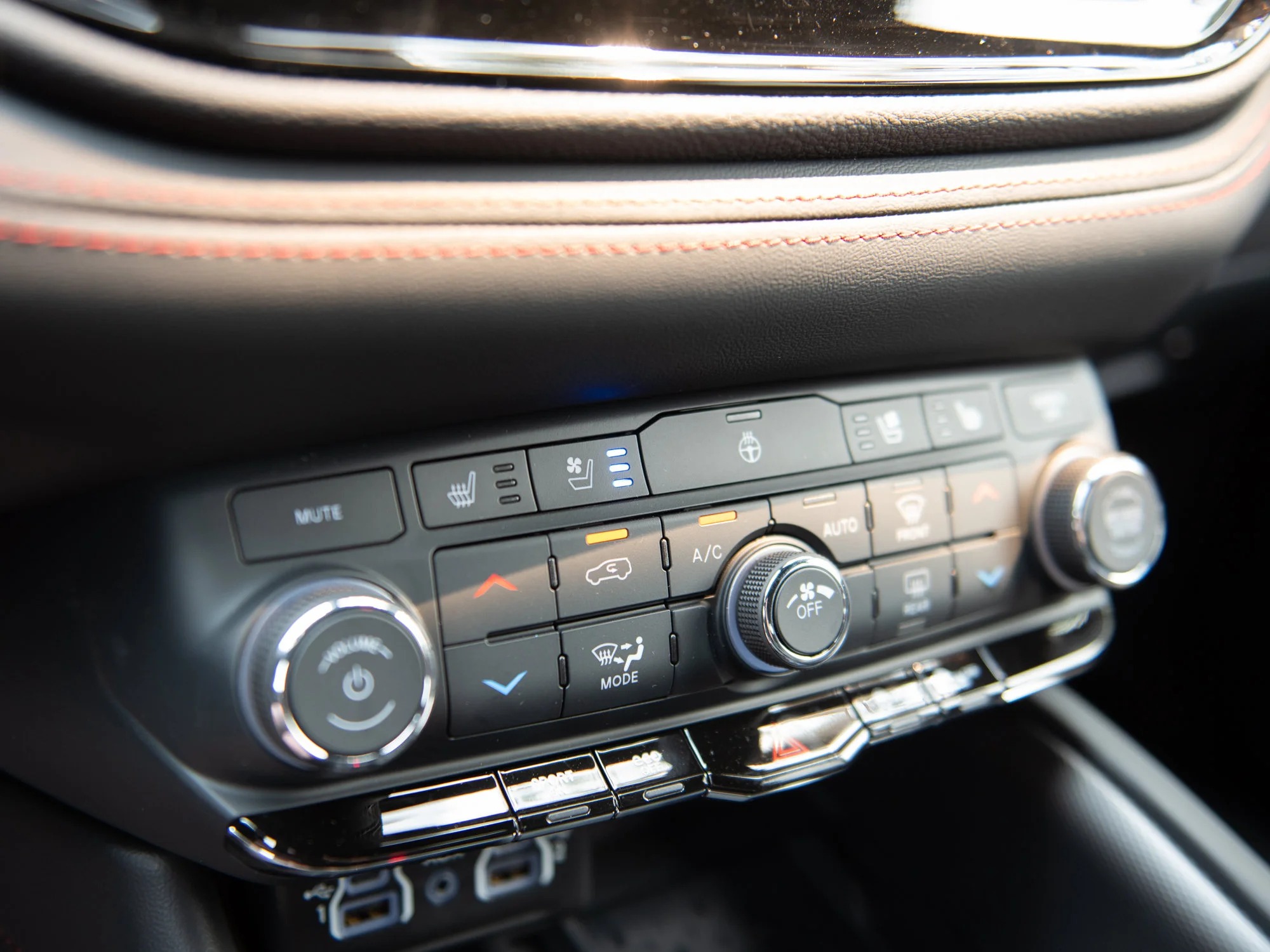 New 2026 Grey Dodge GT Plus HEMI V8 AWD* image 19