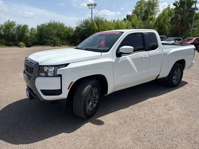 Used 2025 White Nissan SV image 3