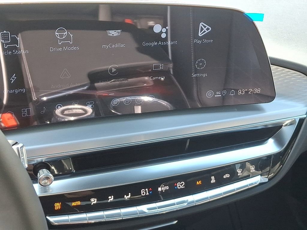 2026 Cadillac LYRIQ V Premium - Photo 8