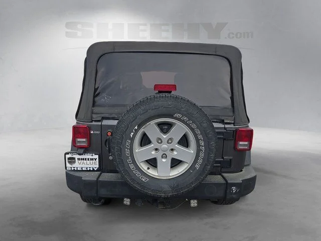Used 2016 Gray Jeep Unlimited Sport image 15