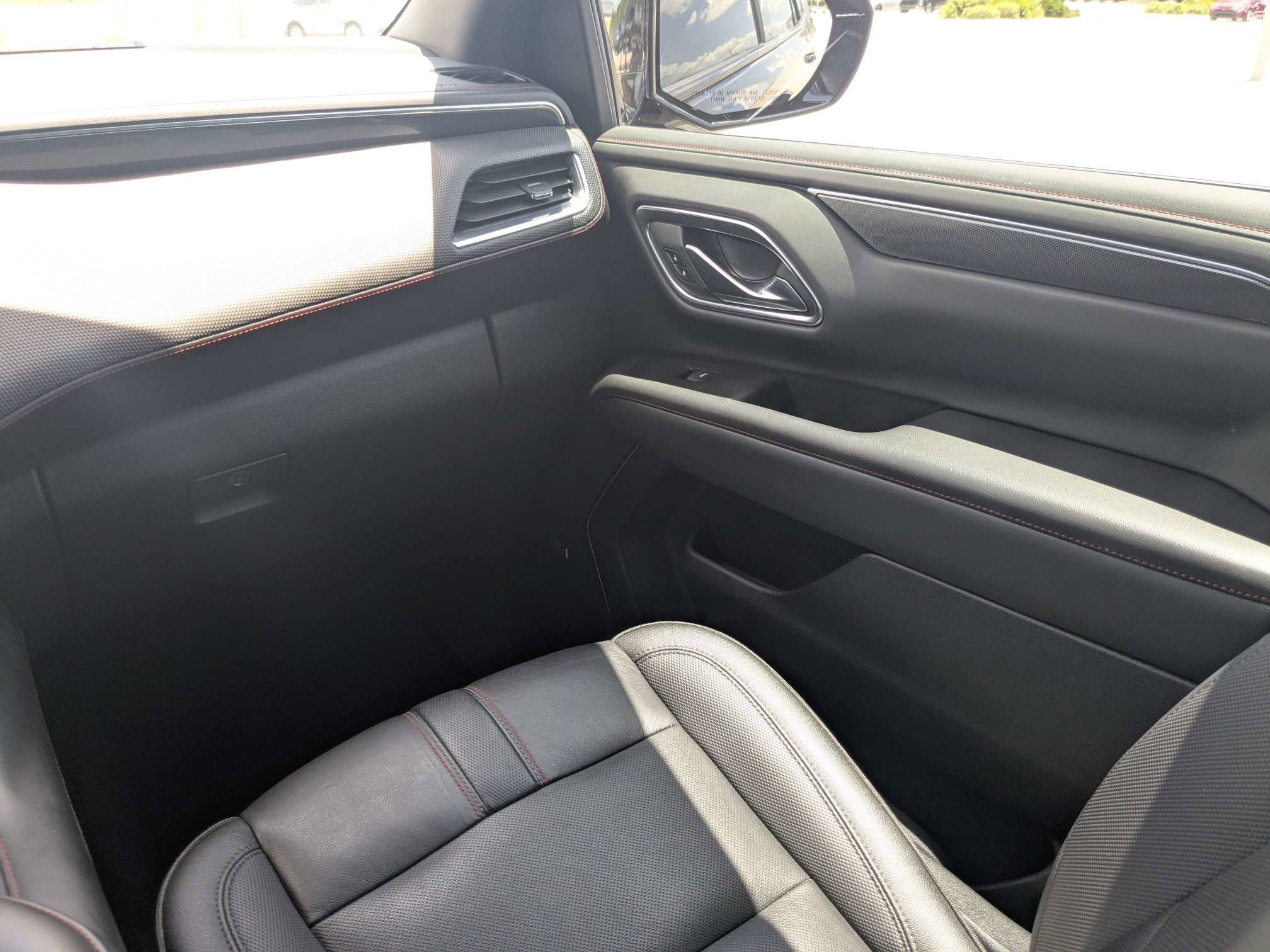 Used 2022 Midnight Blue Metallic Chevrolet RST image 21