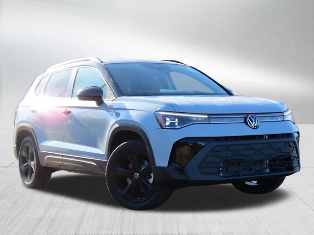 2025 Volkswagen Taos 1.5T SE Black