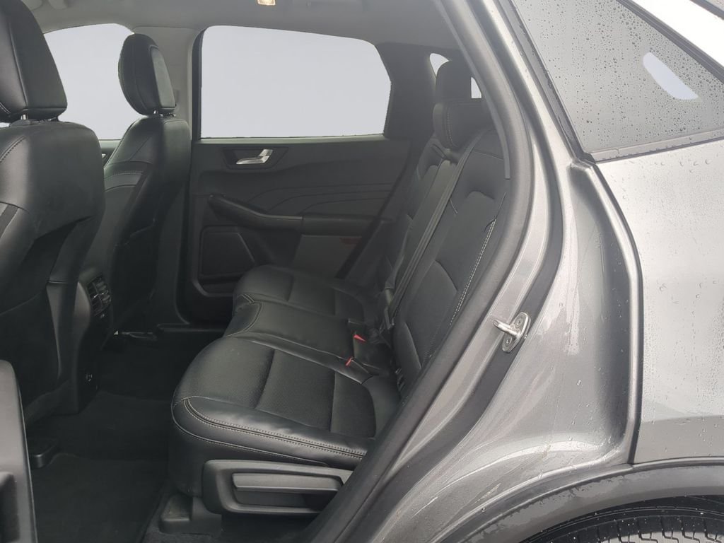 Used 2021 Gray Ford SEL image 18
