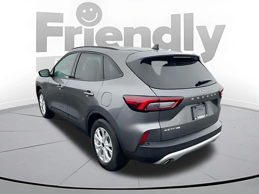 Used 2025 Gray Ford Active image 7