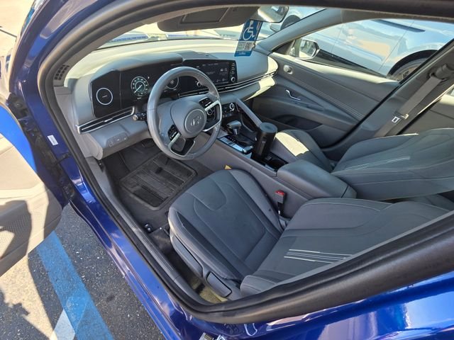 Used 2021 Blue Hyundai SEL image 5