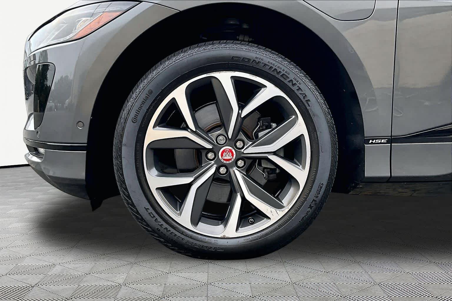 Used 2020 Corris Grey Metallic Jaguar HSE image 20