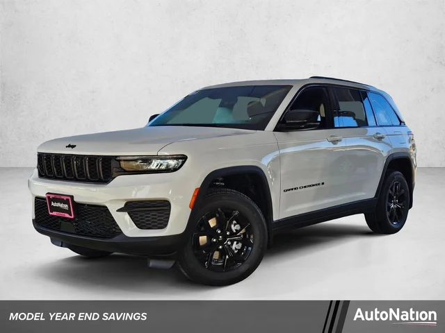 2025 Jeep Grand Cherokee Laredo