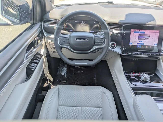 Used 2025 White Jeep Base image 16
