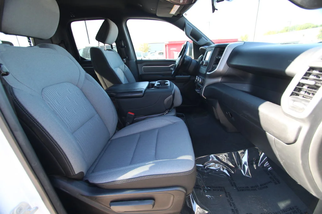 Used 2022 Bright White Clearcoat Ram Big Horn/Lone Star image 9