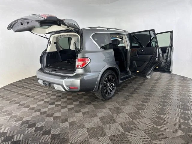 Used 2017 Gray Nissan Platinum image 14