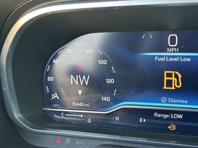 Used 2023 Gray Chevrolet Z71 image 14
