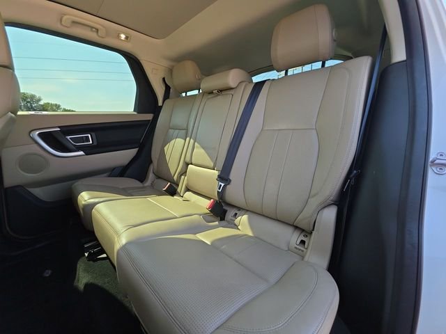 Used 2018 Fuji White Land Rover HSE image 29