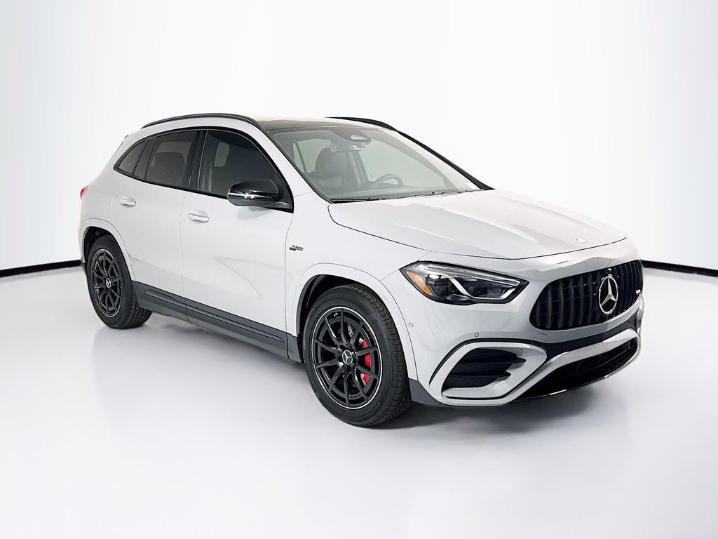 New 2026 MANUFAKTUR Alpine Gray Mercedes-Benz GLA 35 AMG® image 3