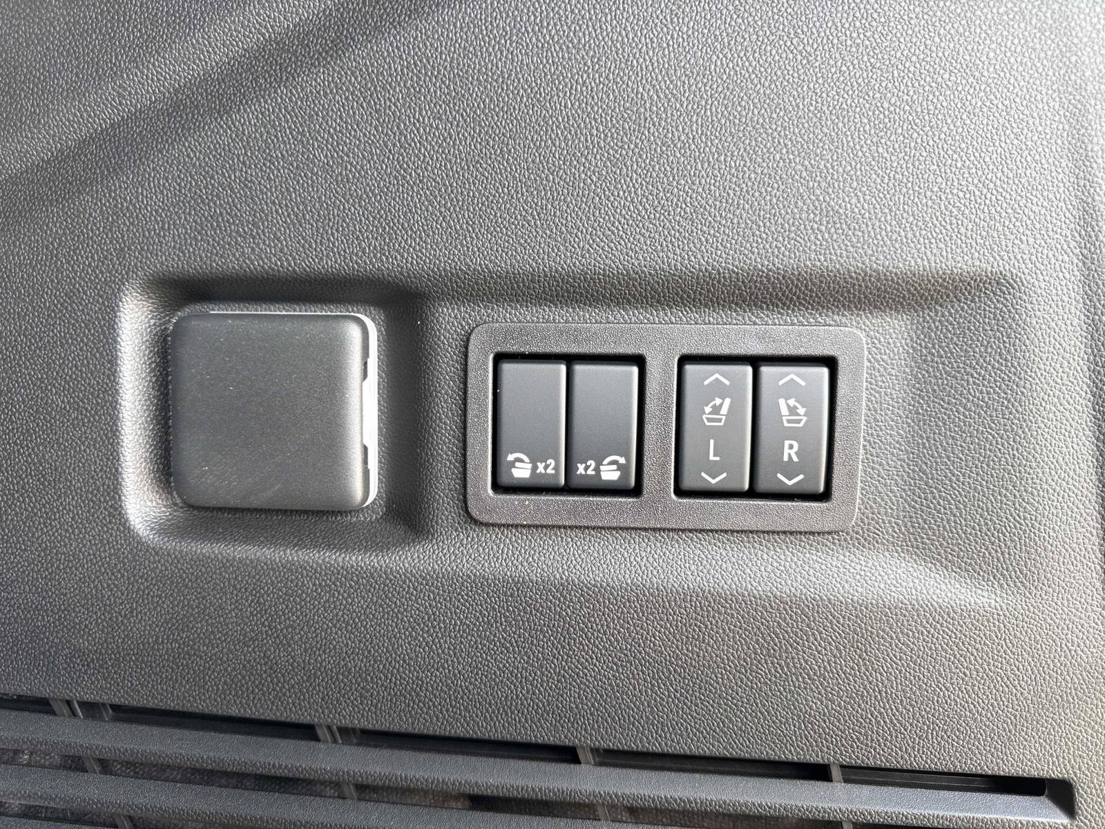 2026 Chevrolet Tahoe Z71 - Photo 35