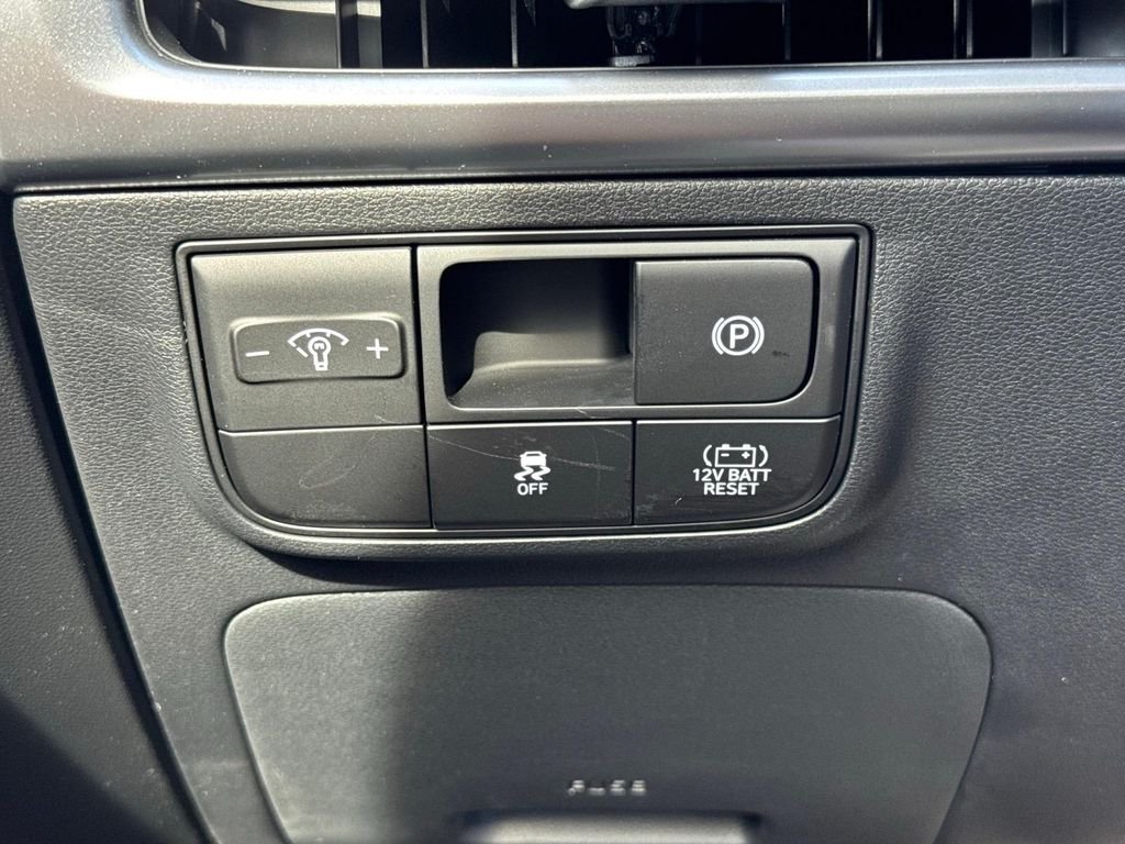 New 2026 Ecotronic Gray Hyundai Blue SE image 16