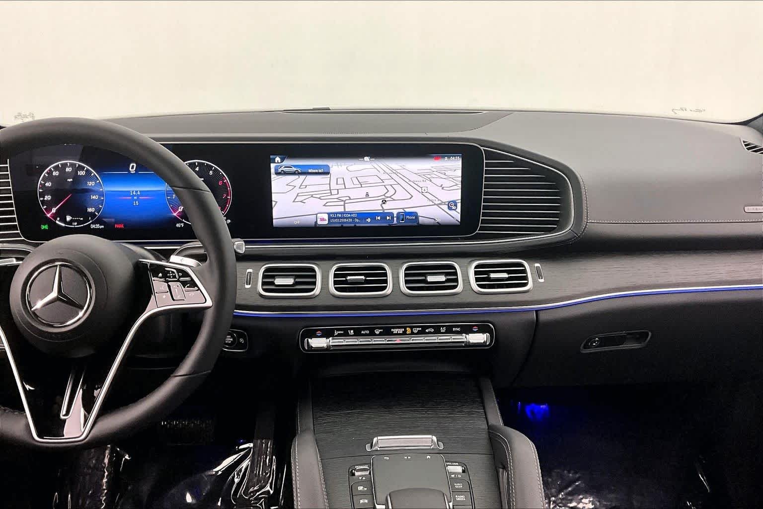 New 2026 MANUFAKTUR Silicon Grey Mercedes-Benz GLE 450 image 16