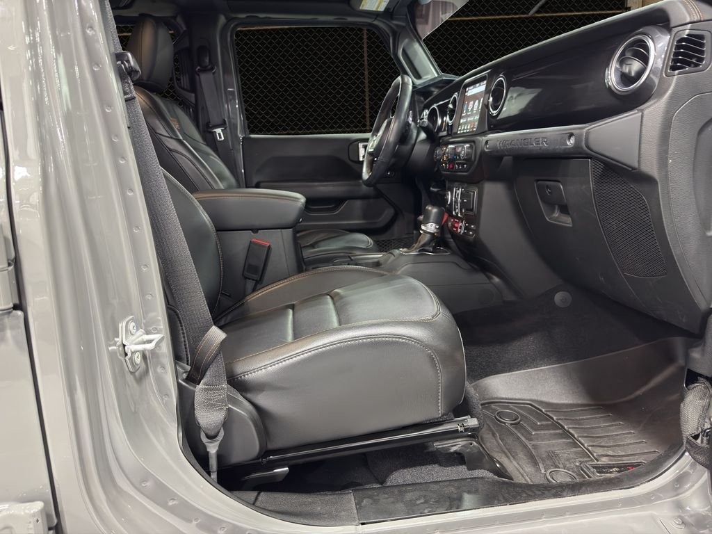 Used 2023 Sting-Gray Clearcoat Jeep Rubicon 392 image 17