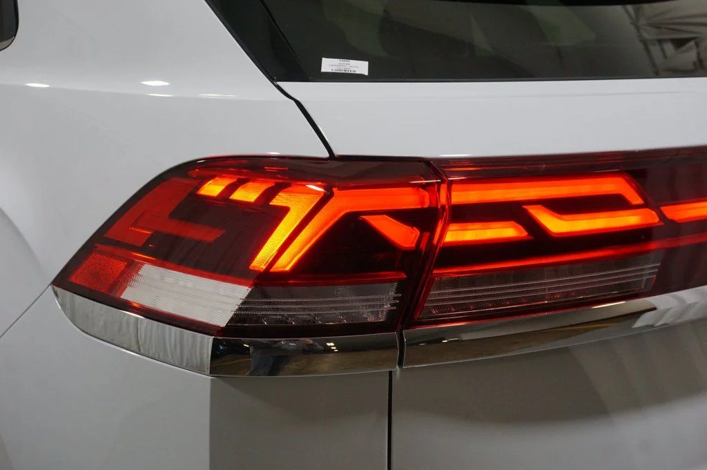 2025 Volkswagen Atlas Cross Sport SE w/Tech - Photo 35