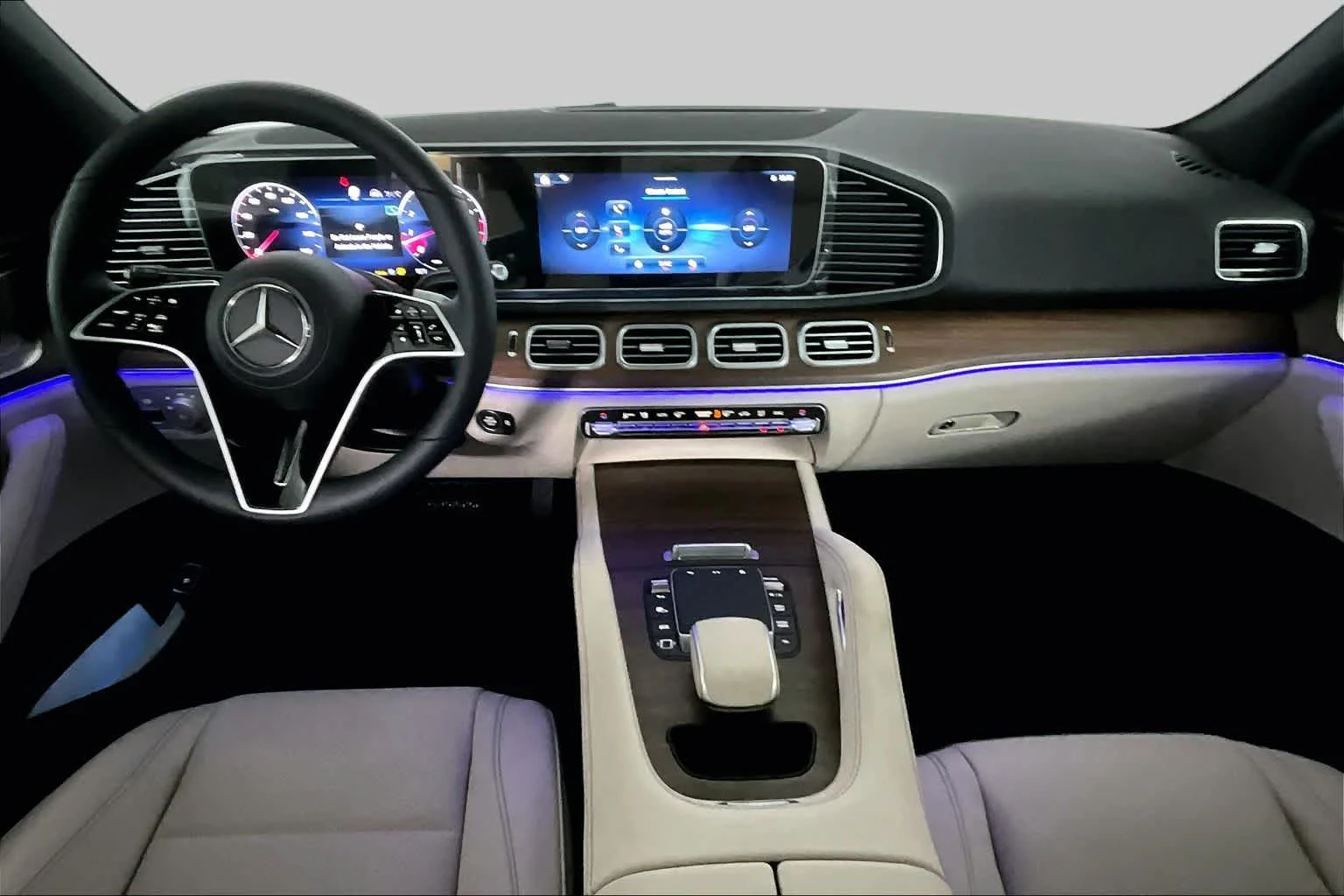 New 2026 MANUFAKTUR Cote d Azur Light Blue Metallic Mercedes-Benz GLE 350 image 8