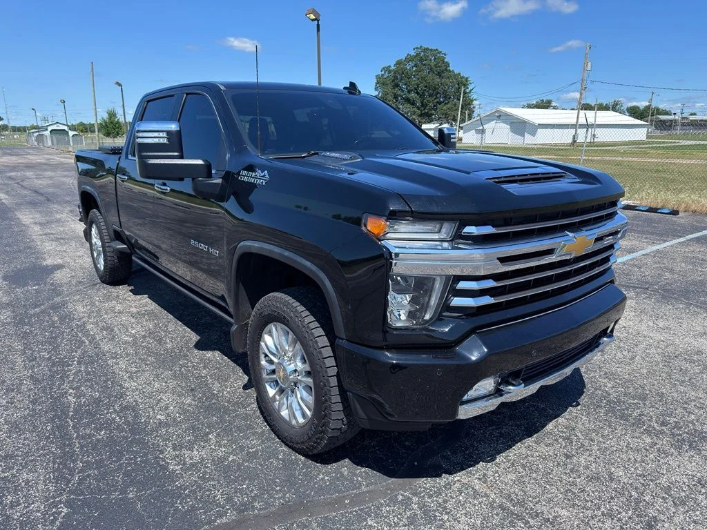 Used 2022 Black Chevrolet High Country image 11