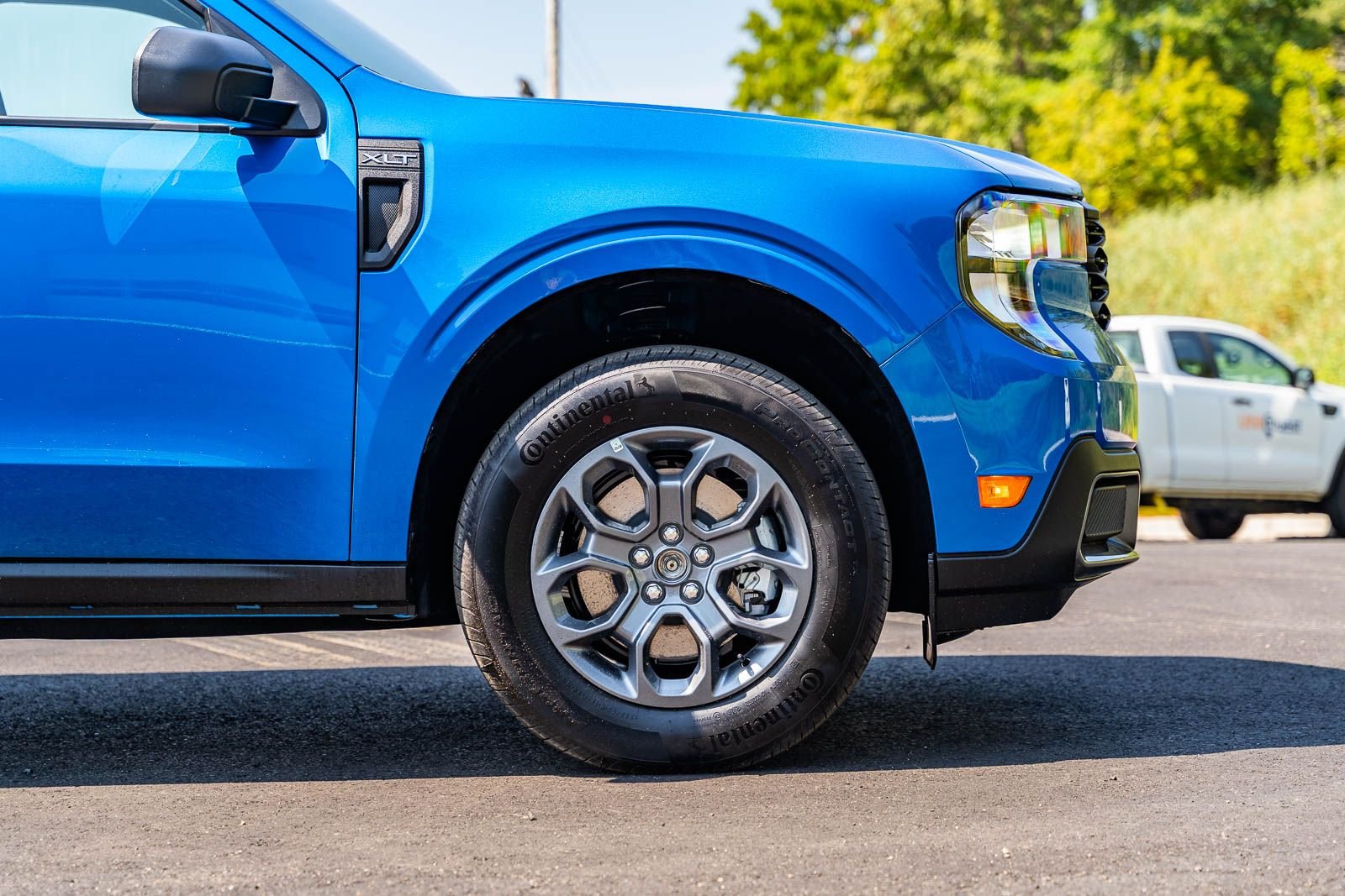 New 2026 Velocity Blue Ford XLT image 5