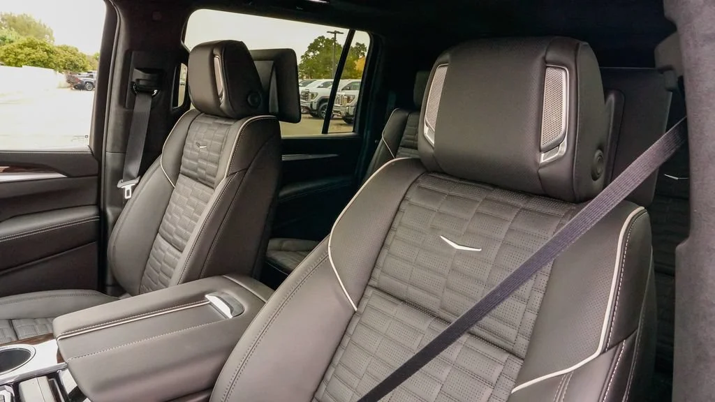 2026 Cadillac Escalade ESV Platinum Sport - Photo 14