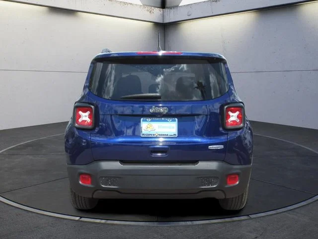 Used 2020 Blue Clearcoat Jeep Latitude image 7