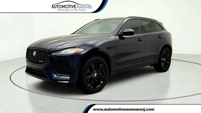 2024 Jaguar F-PACE R-Dynamic S P400 AWD w/ Comfort Seats, 20'' Wheels & Tow Hitch
