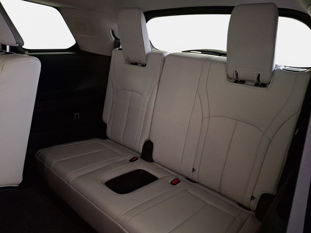 2027 INFINITI QX60 LUXE - Photo 10