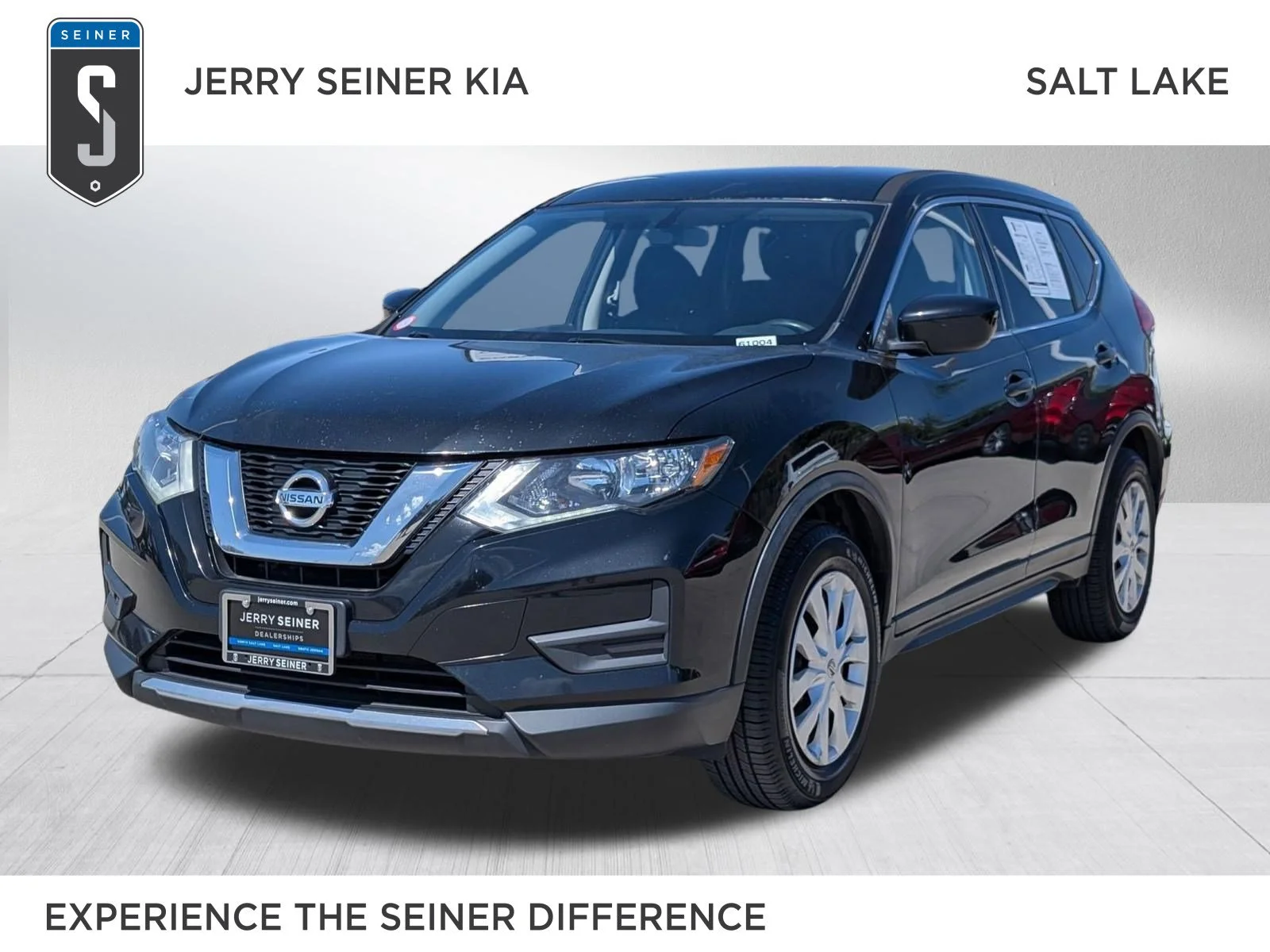 2017 Nissan Rogue S FWD's photo