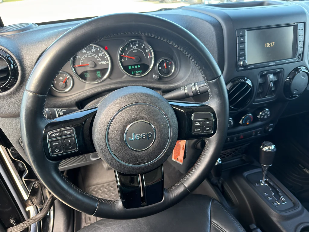 Used 2015 Black Clearcoat Jeep Altitude image 12