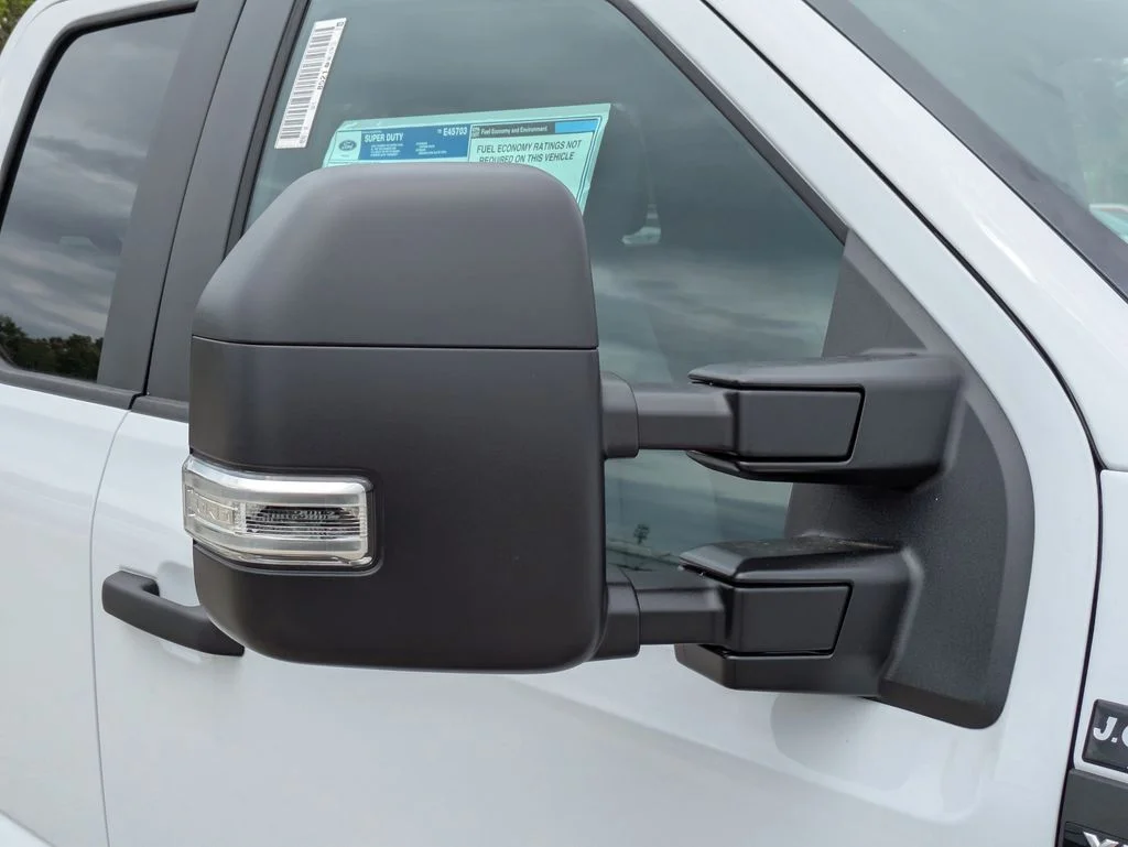 New 2026 Oxford White Ford XL image 12