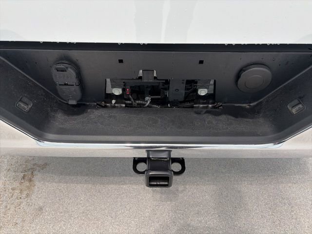 New 2026 Summit White Chevrolet LT image 8