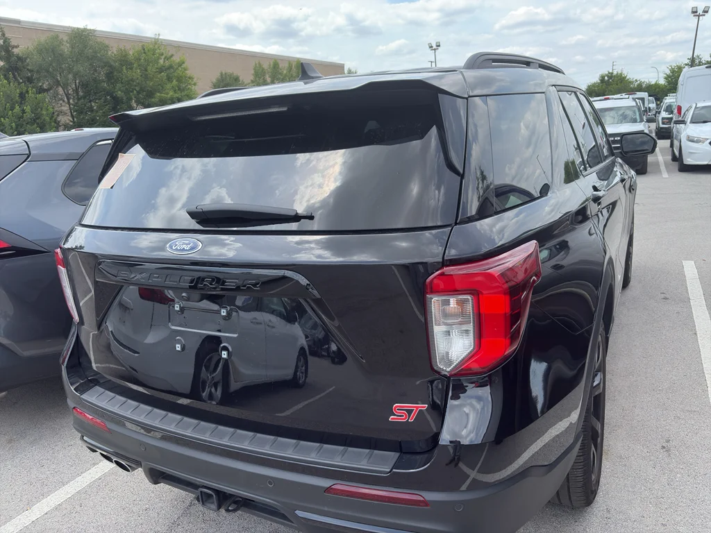 Used 2024 Agate Black Metallic Ford ST image 5