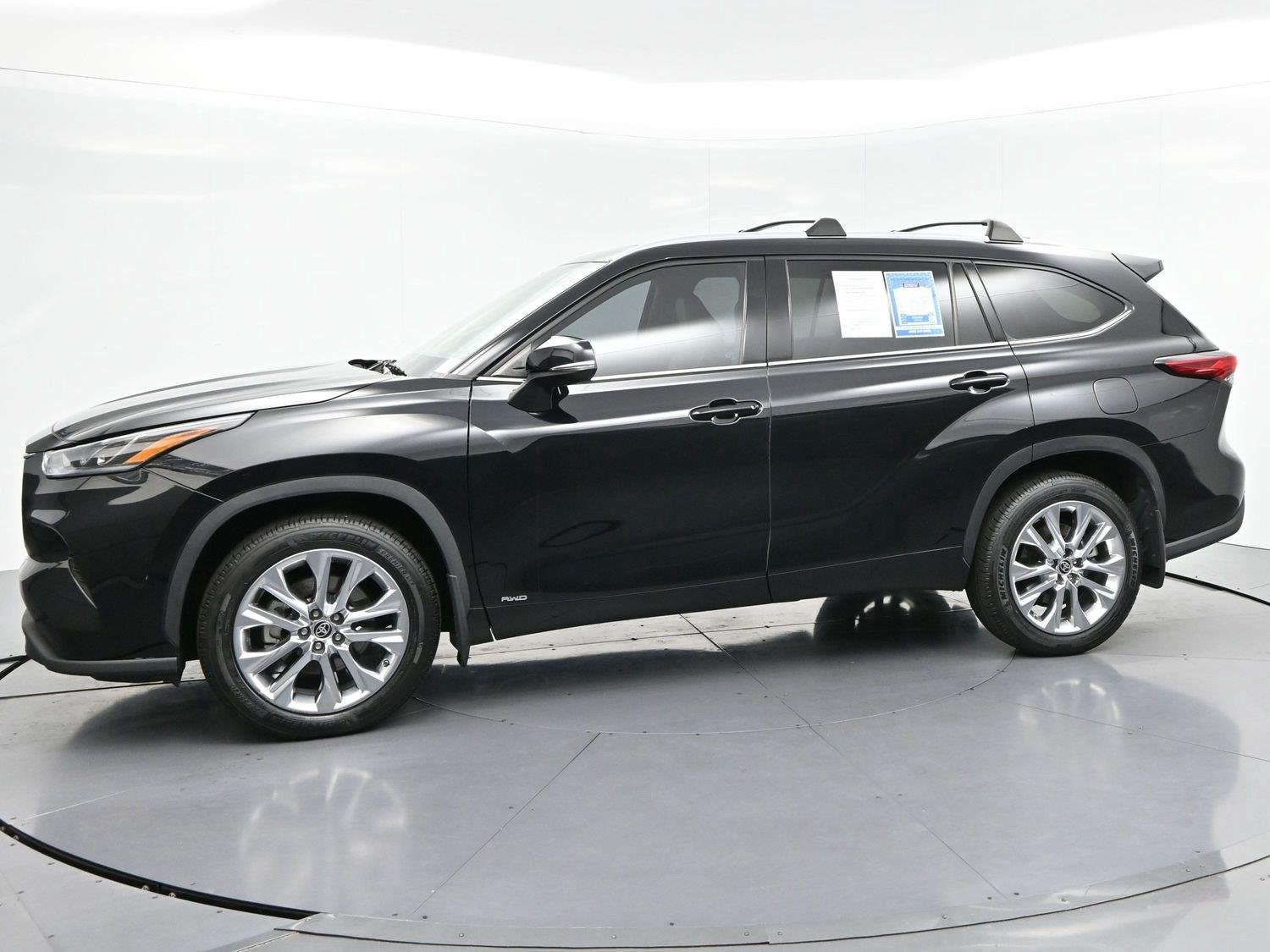 Used 2023 Midnight Black Metallic Toyota Limited image 4